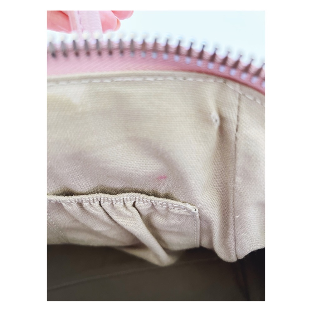 Givenchy medium Antigona bag in pink. - Picture 13 of 16